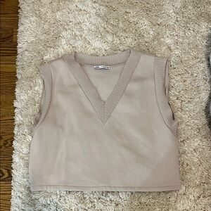 Zara Cream Sleeveless Blouse